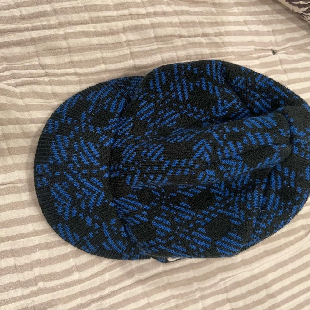 Nike Winter Hat with Bill One Size